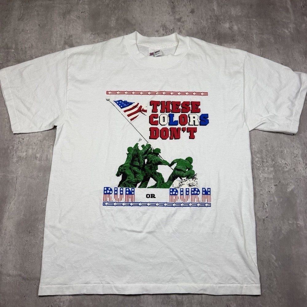 VINTAGE These Colors Don't Run Or Burn T Shirt Single Stitch Flag L Made In YSA